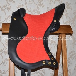 Baroque saddle cover